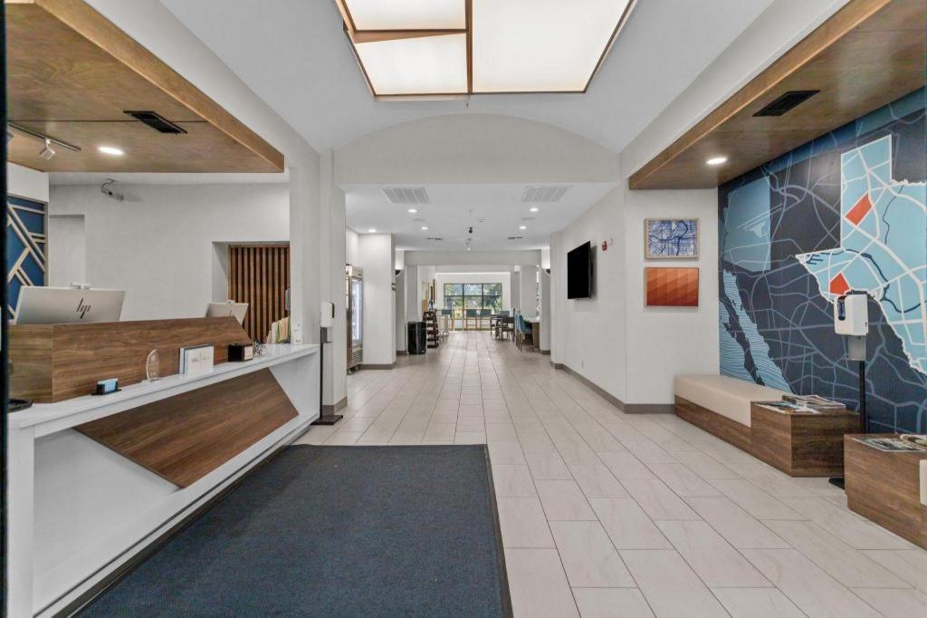 Holiday Inn Express Crockett By Ihg Exterior foto