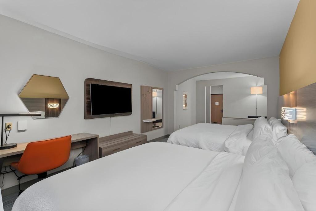 Holiday Inn Express Crockett By Ihg Exterior foto
