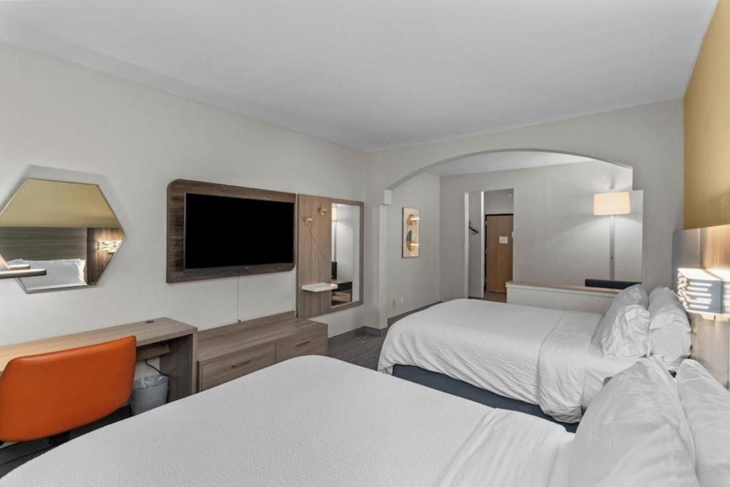 Holiday Inn Express Crockett By Ihg Exterior foto
